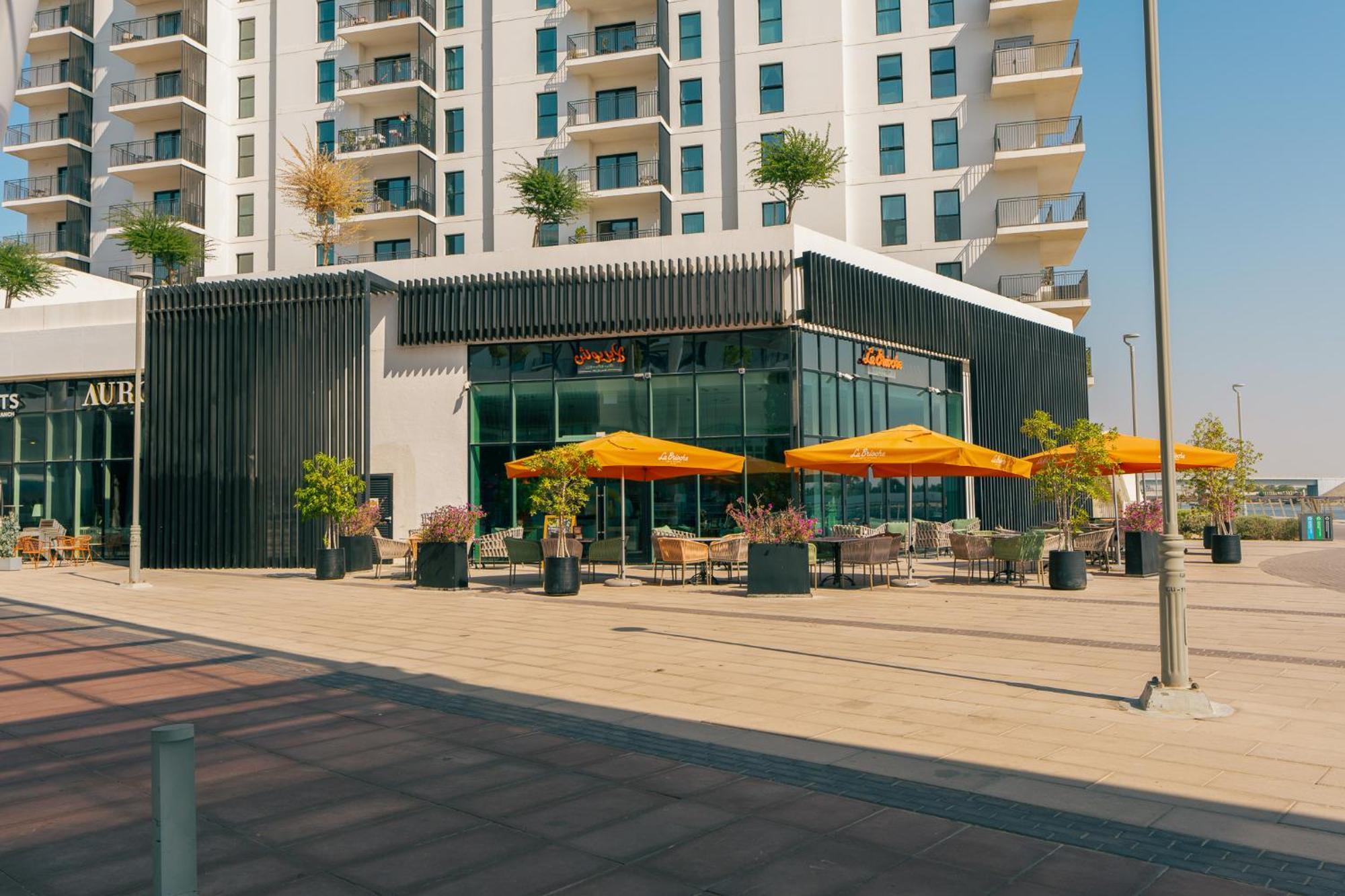One Bedroom Apartment By Otolo Homes With Free Yas Theme Park Tickets * Abu Dhabi